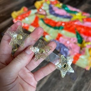 Clear choker with glitter stars